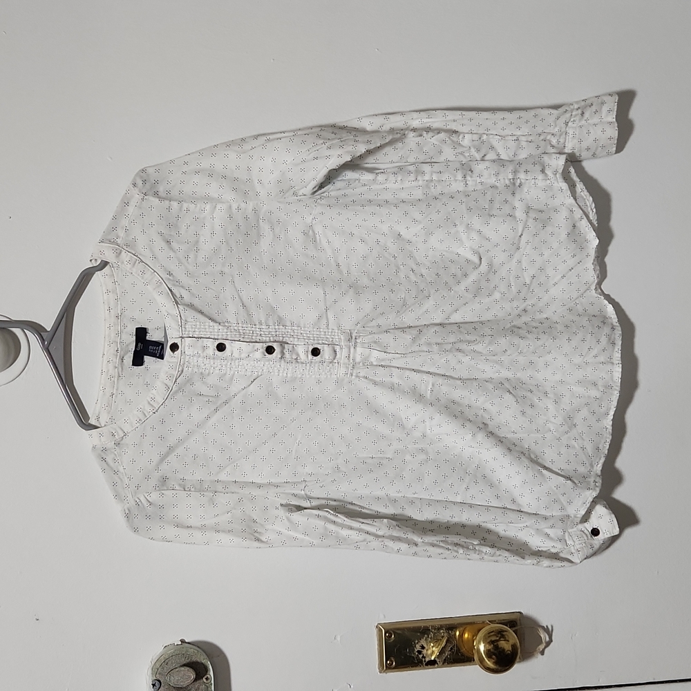 GAP linen tunic white with dot design half button down shirt